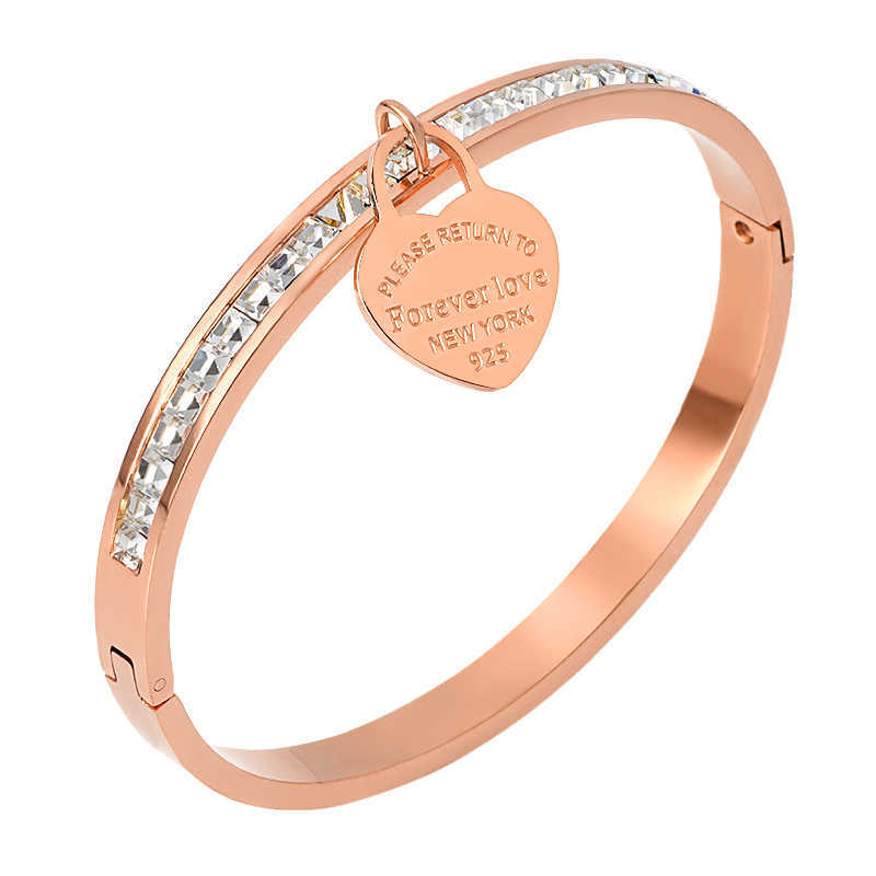 Trendy Stainless Steel CZ Lover's Bracelets Bangles for Women Crystal Gold Plating Cuff Wristband Trendy Female Girl Jewelry P0813 P0830
Trendy Stainless Steel CZ Lover's Bracelets Bangles for Women Crystal Gold Plating Cuff Wristband Trendy Female Girl Jewelry P0813 P0830