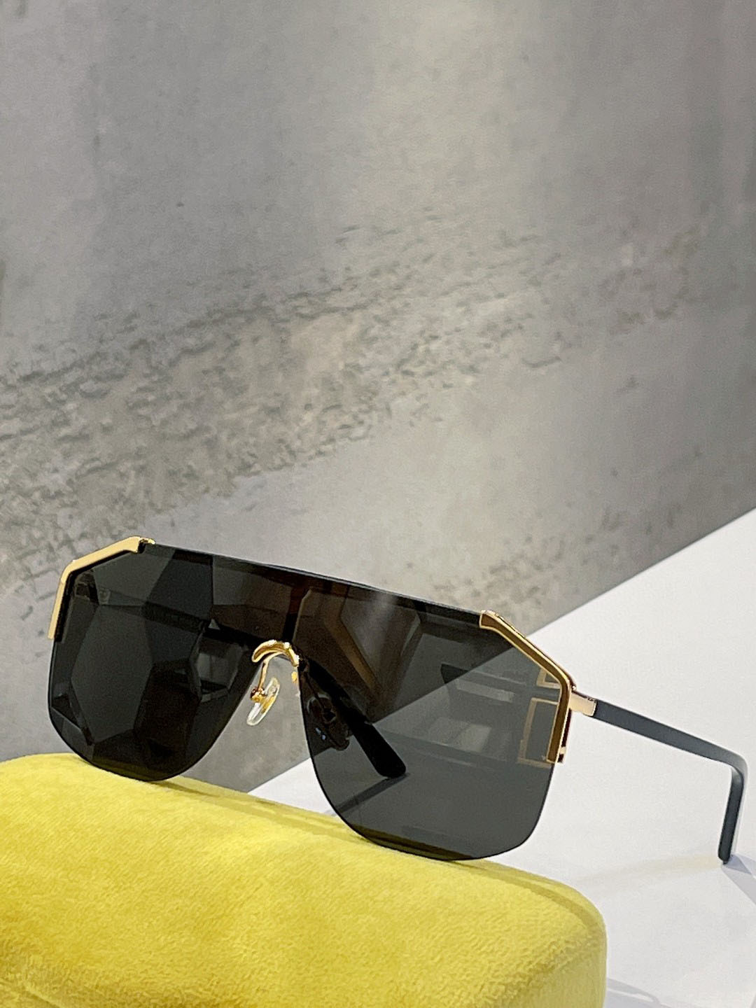 Classic retro mens sunglasses fashion design womens glasses luxury brand designer eyeglass top quality Simple business style uv400 with case 0291S size 99-1-140
Classic retro mens sunglasses fashion design womens glasses luxury brand designer eyeglass top quality Simple business style uv400 with case 0291S size 99-1-140