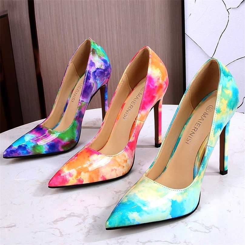 7-11cm Fashion Ladies High Heels Colorful Mirror Smooth Leather Women Pumps Shoes Pointed Toe Stiletto Size Female 211029
7-11cm Fashion Ladies High Heels Colorful Mirror Smooth Leather Women Pumps Shoes Pointed Toe Stiletto Size Female 211029