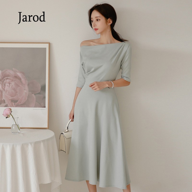 Korean Elegant Party Long Dress Summer Sexy Slash Neck Half Sleeve Simple A-line Women's Office Work Dresses vestidos 210518, Picture color
Korean Elegant Party Long Dress Summer Sexy Slash Neck Half Sleeve Simple A-line Women's Office Work Dresses vestidos 210518, Picture color