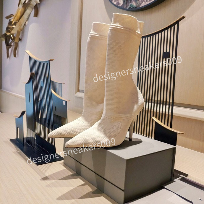 Fashion Sexy Women Brand High Heels Red Platform Pumps Black Patent Leather Pointy Toe Heels Luxury Bottom, 04
Fashion Sexy Women Brand High Heels Red Platform Pumps Black Patent Leather Pointy Toe Heels Luxury Bottom, 04