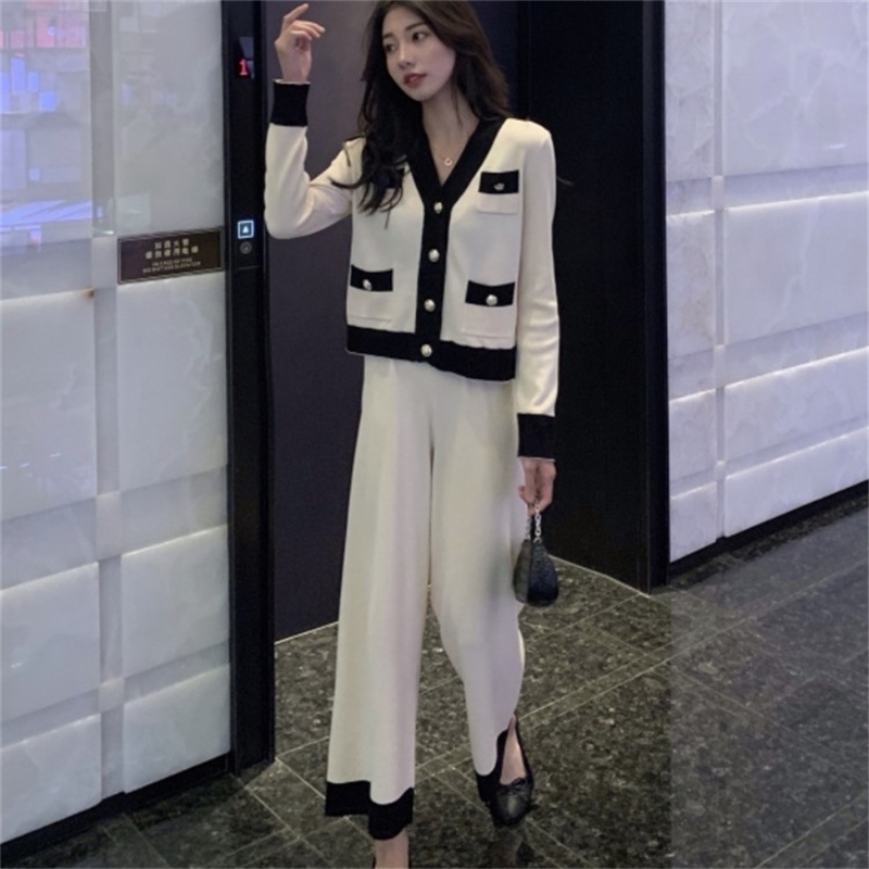 Autumn fashion women's 2 piece set long-sleeved Cardigan v-neck sweater Tops + wide-leg casual pants knitted suit women 210519, Photo color
Autumn fashion women's 2 piece set long-sleeved Cardigan v-neck sweater Tops + wide-leg casual pants knitted suit women 210519, Photo color