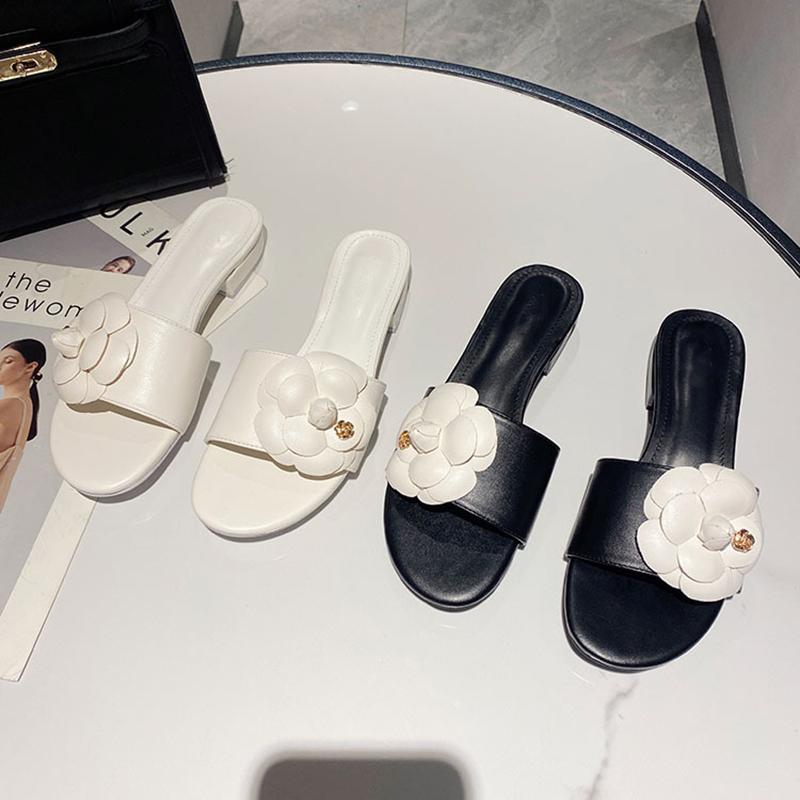 Slippers Designer Camellia Flower Women 2021 Sandalias Summer Lazy Shoes Ladies Ins Low Heels Metal Floral Slides Mujer, Black
Slippers Designer Camellia Flower Women 2021 Sandalias Summer Lazy Shoes Ladies Ins Low Heels Metal Floral Slides Mujer, Black