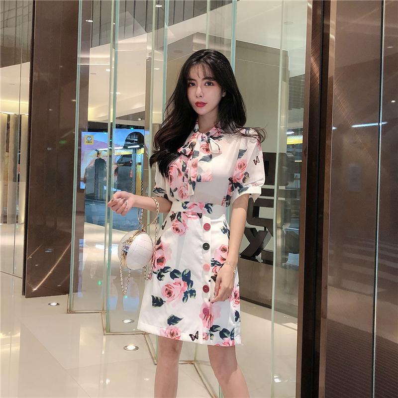 Two Piece Dress Arrival Women Flower Printing Bow Tie Top Elegant T-shirt + Fashion Button Vintage Silm Skirts 2 Clothing Set Suits