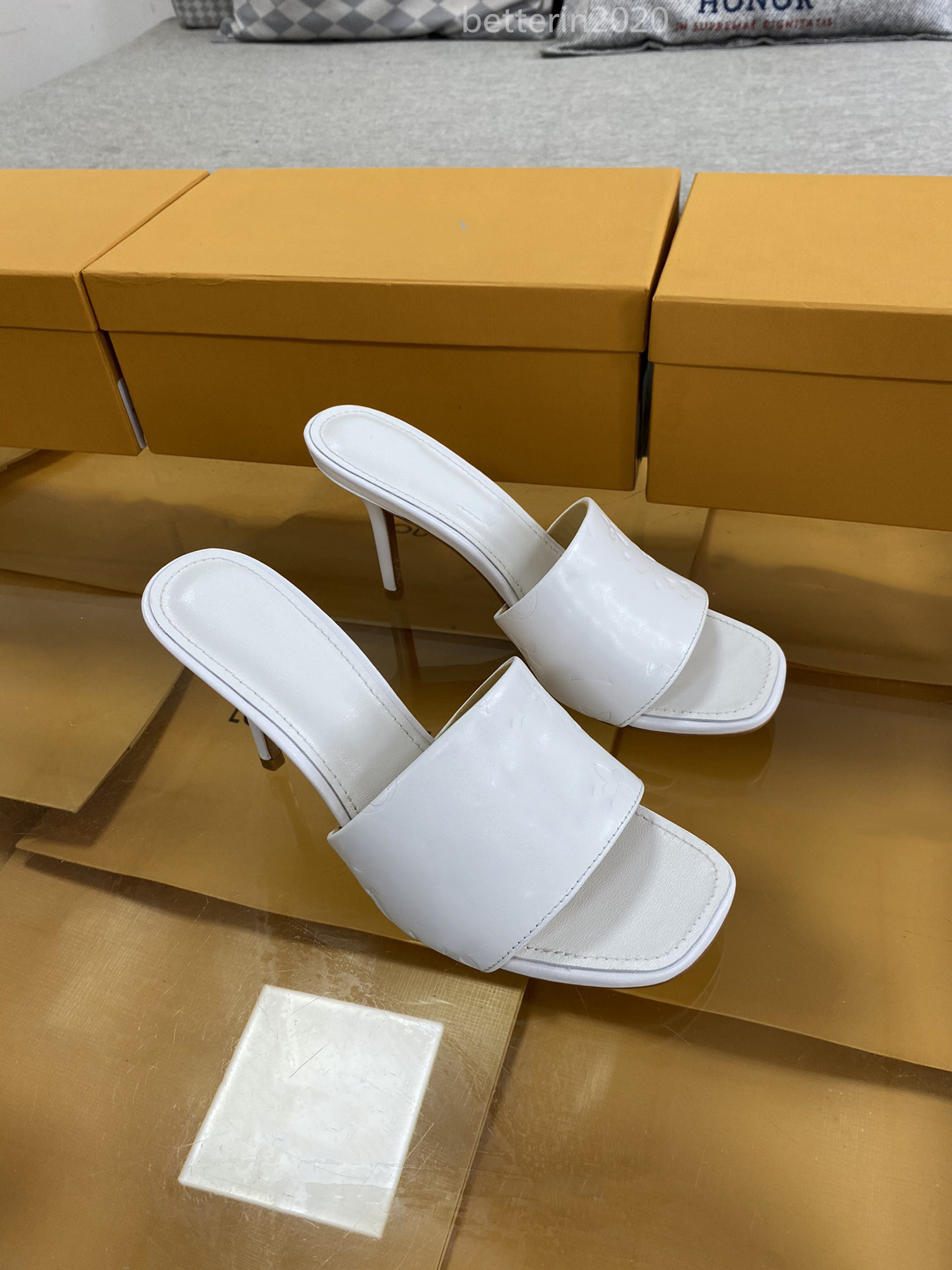 With Box Summer Design Sandals Weave Square Toe High Heels Quality Strange Style Slippers Gladiator Classic Womens Sandal Slides Shoes EUR 35-41, Black
With Box Summer Design Sandals Weave Square Toe High Heels Quality Strange Style Slippers Gladiator Classic Womens Sandal Slides Shoes EUR 35-41, Black