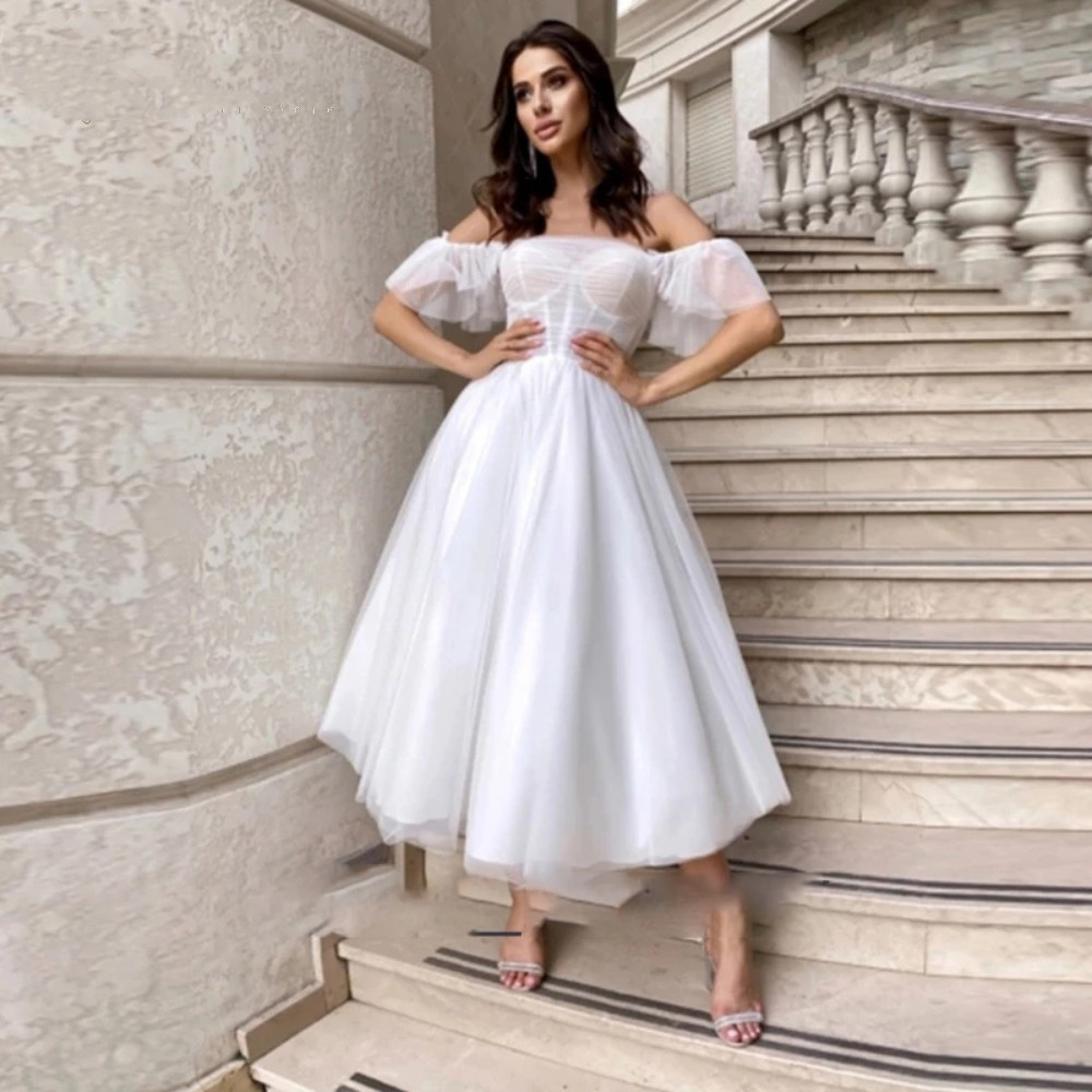 Simple Tulle A Line Wedding Dress 2022 Strapless Off Shoulder Bridal Gowns Lace Up Back Tea Length Vestidos De Fiesta, White
Simple Tulle A Line Wedding Dress 2022 Strapless Off Shoulder Bridal Gowns Lace Up Back Tea Length Vestidos De Fiesta, White