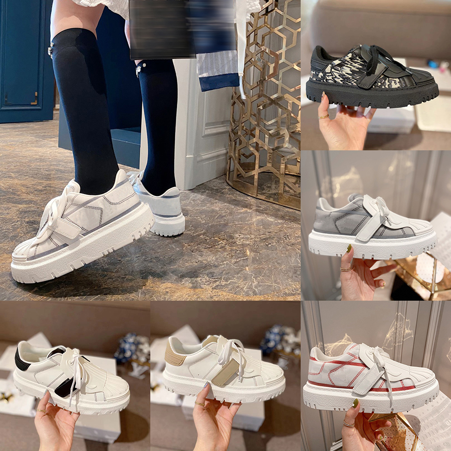 Luxurys Designers Shoes High Quality Canvas Casual Womens Outdoor Platform Sneakers Shoe Fashion Confortable top Obli ques with box XX-0294, Black
Luxurys Designers Shoes High Quality Canvas Casual Womens Outdoor Platform Sneakers Shoe Fashion Confortable top Obli ques with box XX-0294, Black