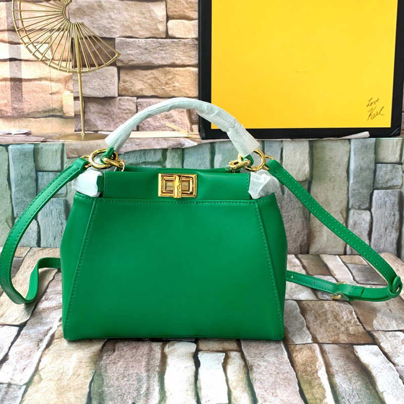 Large-capacity Handbagswomen Fashion Tote Bag Real Leather Handbag Purse Inner Zipper Pocket High Quality Adjustable Shoulder Strap Bags Twi
Large-capacity Handbagswomen Fashion Tote Bag Real Leather Handbag Purse Inner Zipper Pocket High Quality Adjustable Shoulder Strap Bags Twi