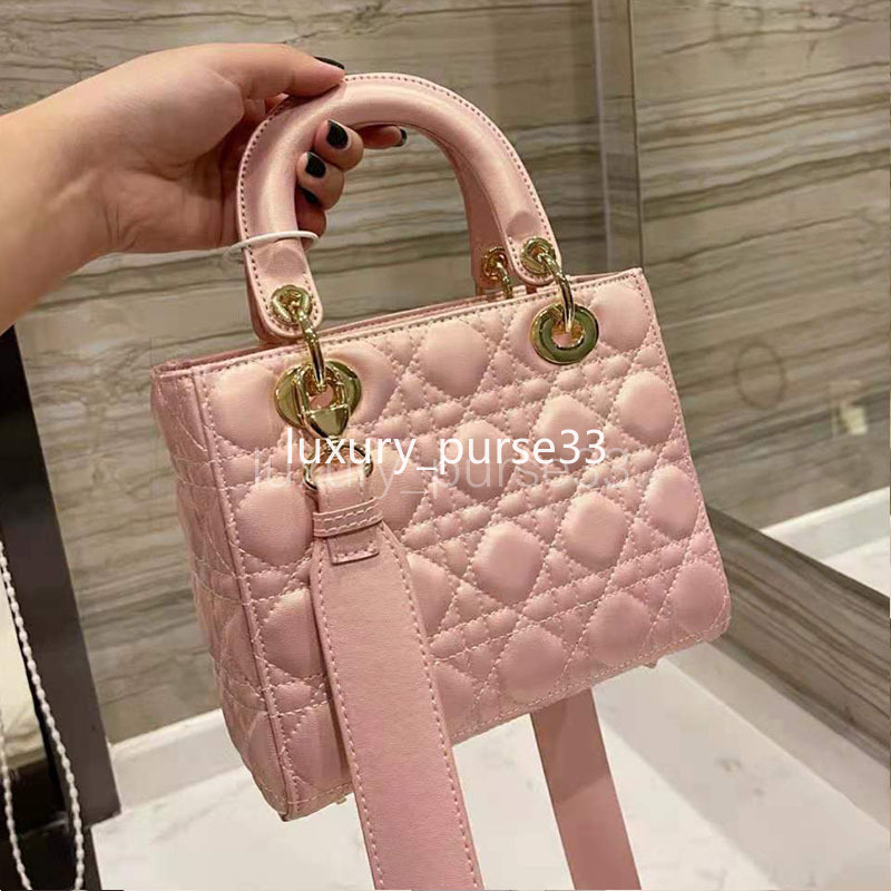 Designer Luxury Handbags Purses Women Shoulder bags Genuine Leather with Fabric CrossBodybag Saddle Handbag High Quality 20CM Messenger Lady Totes, Pink
Designer Luxury Handbags Purses Women Shoulder bags Genuine Leather with Fabric CrossBodybag Saddle Handbag High Quality 20CM Messenger Lady Totes, Pink