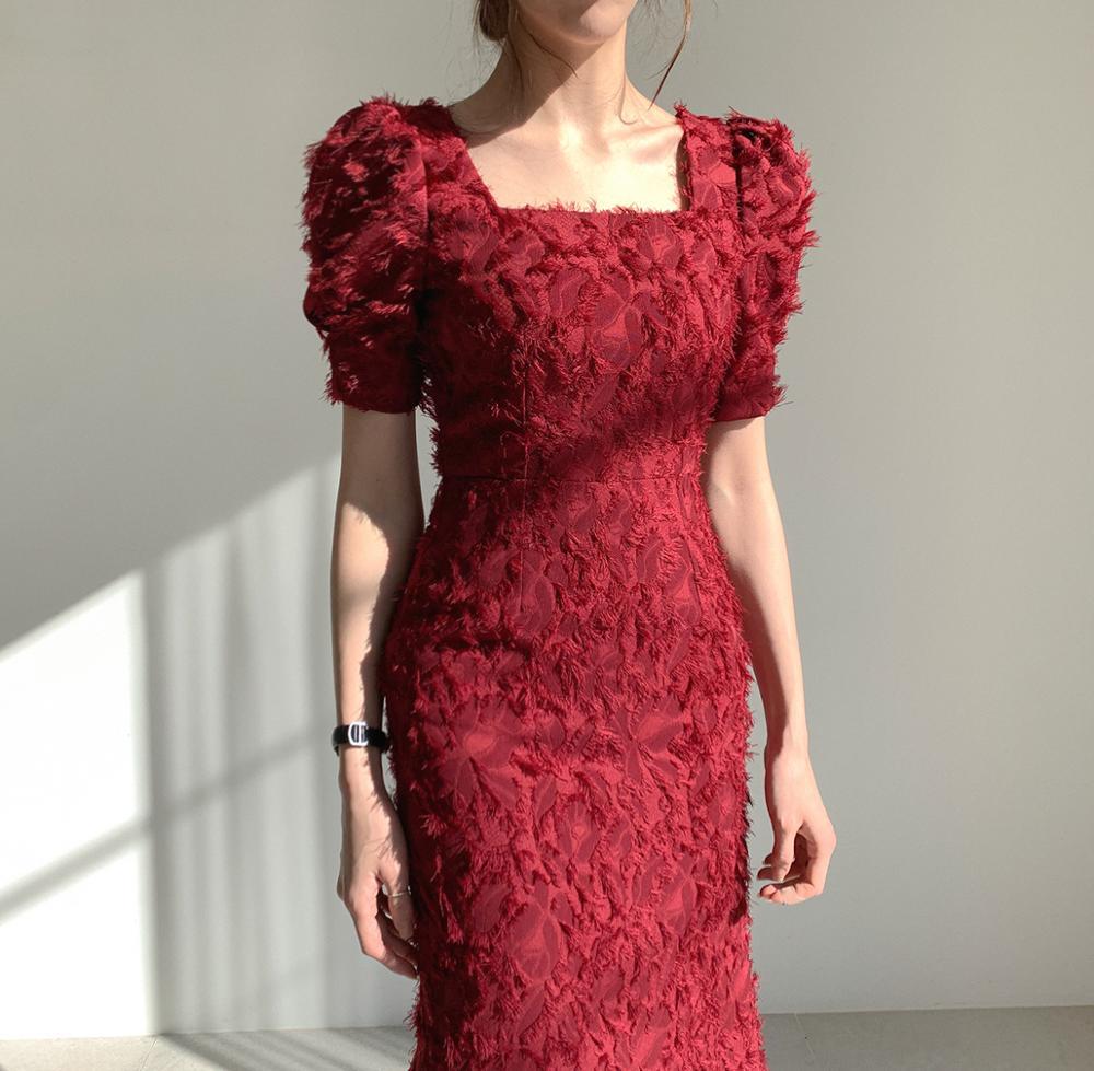 Korean Chic Summer Women Dress Square collar Heavy Industry Feather Tassel Slim High waist Mid-length Bag Hip Female 210506