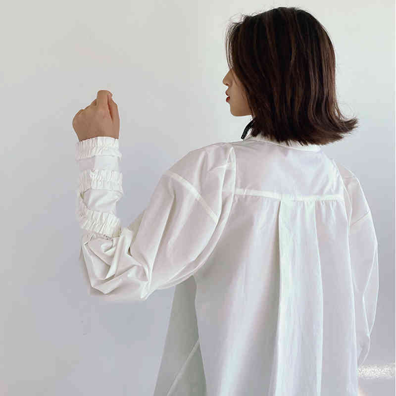 Minimalist White Shirt For Women Lapel Long Sleeve Casual Loose Blouse Female Fashion Spring Clothes 210524
