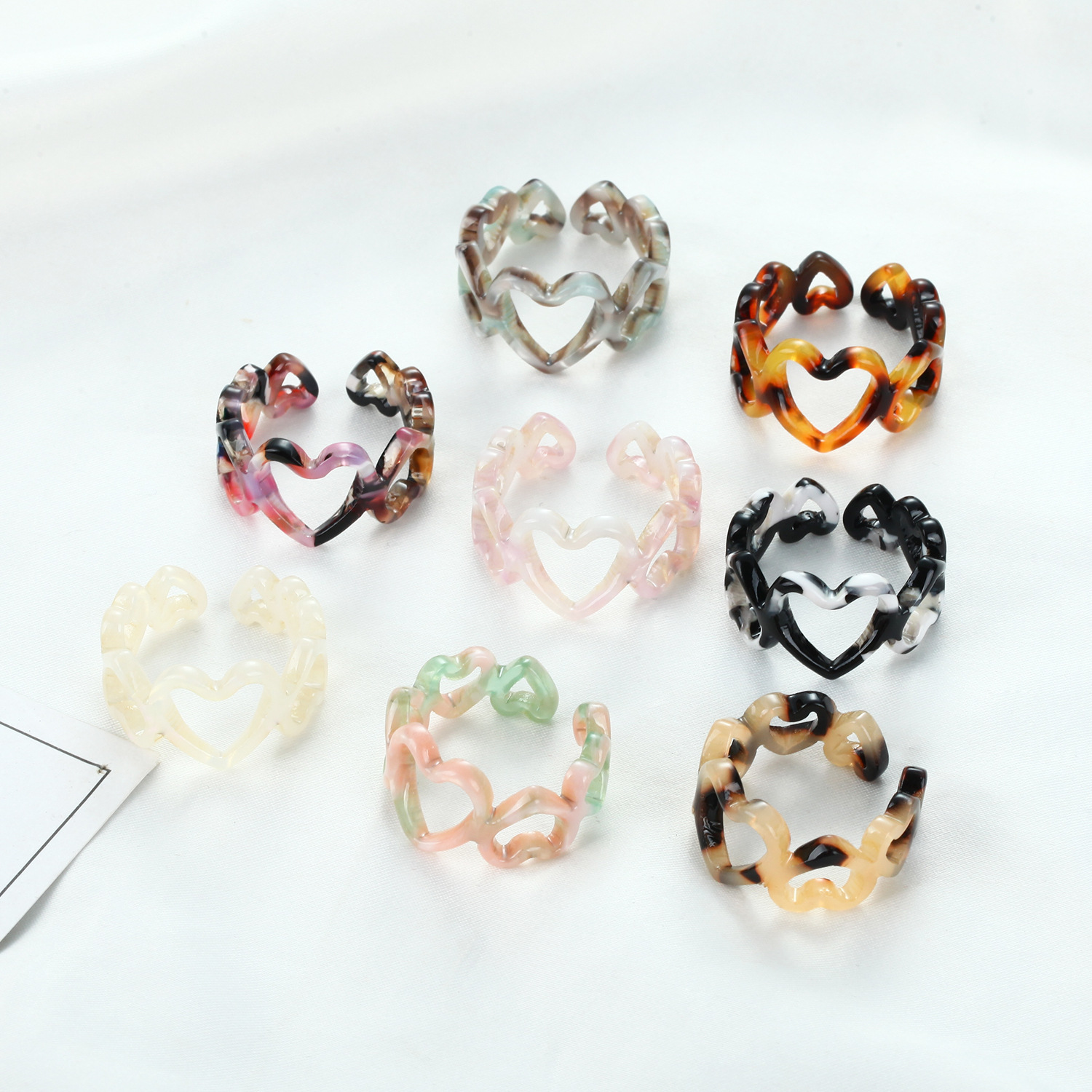 Fashion leopard print Resin Acrylic Hollow Heart Chain Ring For Women Colourful Geometric Rings Jewelry Gifts
Fashion leopard print Resin Acrylic Hollow Heart Chain Ring For Women Colourful Geometric Rings Jewelry Gifts