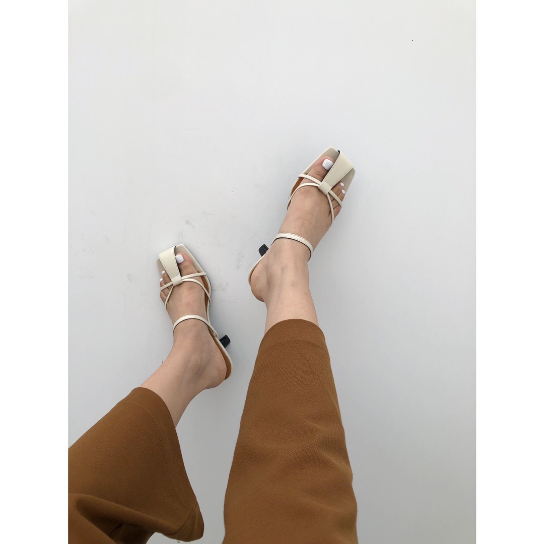 sandals withered summer party of vintage england women's fashion high-heeled shoes mules sandals u59y, Black
sandals withered summer party of vintage england women's fashion high-heeled shoes mules sandals u59y, Black