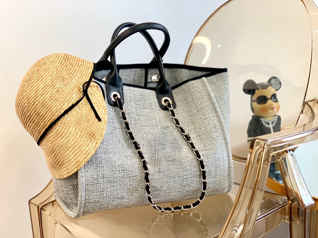 womens handbags Wholesale bag High-end luxury canvas high-capacity mommy beach Rich variety of color design is selected fashion with big cap
womens handbags Wholesale bag High-end luxury canvas high-capacity mommy beach Rich variety of color design is selected fashion with big cap