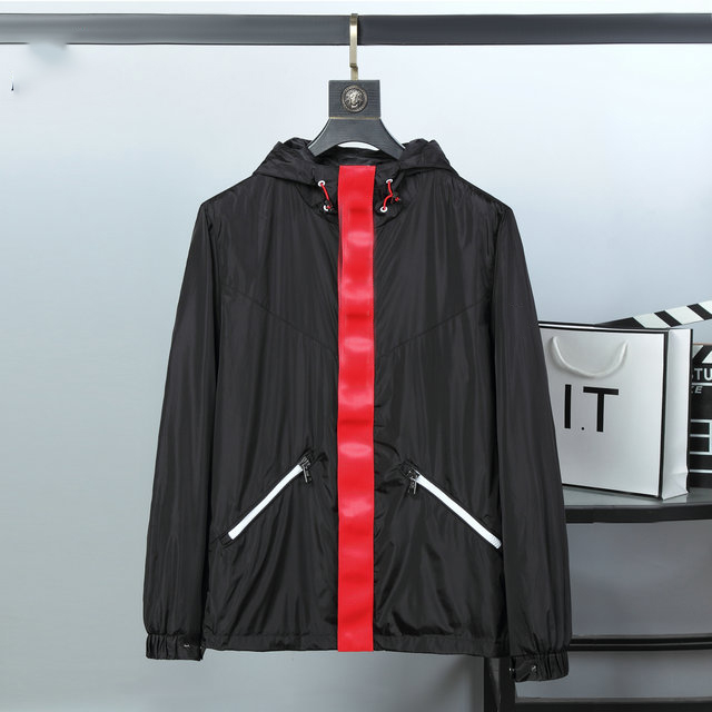 20ss men's long sleeve jacket high quality fashion designer for spring and autumn luxury clothes hooded windbreaker clothing
20ss men's long sleeve jacket high quality fashion designer for spring and autumn luxury clothes hooded windbreaker clothing