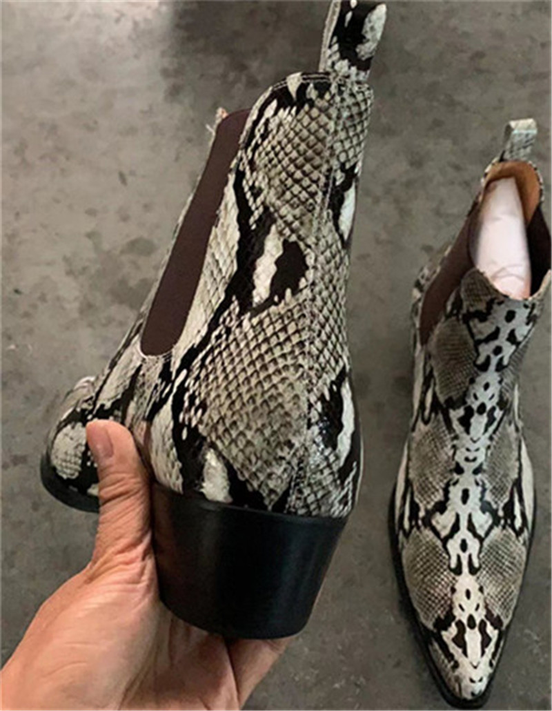 Handmade customized high top Serpentine genuine leather men Boots dress wedding business shoes