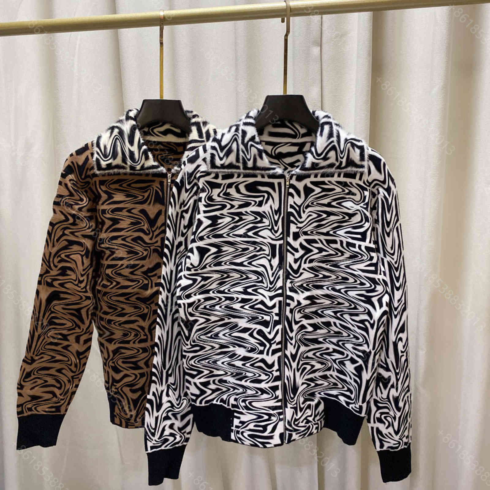21ss designer knits sweater jacket women mink collar long sleeve jackets ffen brand letter logo zipper hoodies coat 2 colors winter womens casual clothing
21ss designer knits sweater jacket women mink collar long sleeve jackets ffen brand letter logo zipper hoodies coat 2 colors winter womens casual clothing