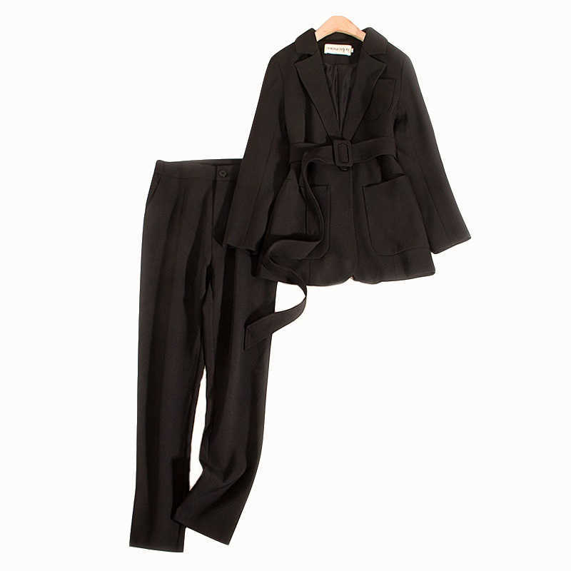 High quality fabric temperament women' office pants two-piece suit Autumn and winter slim ladies jacket Overalls trousers 210527
High quality fabric temperament women' office pants two-piece suit Autumn and winter slim ladies jacket Overalls trousers 210527