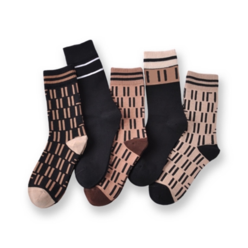 21 Fashion Socks Luxury Letters Trend Brand Cotton F Men Women Tube Big Design High-end Breathable Warm 5 Pairs 211105, F logo
21 Fashion Socks Luxury Letters Trend Brand Cotton F Men Women Tube Big Design High-end Breathable Warm 5 Pairs 211105, F logo