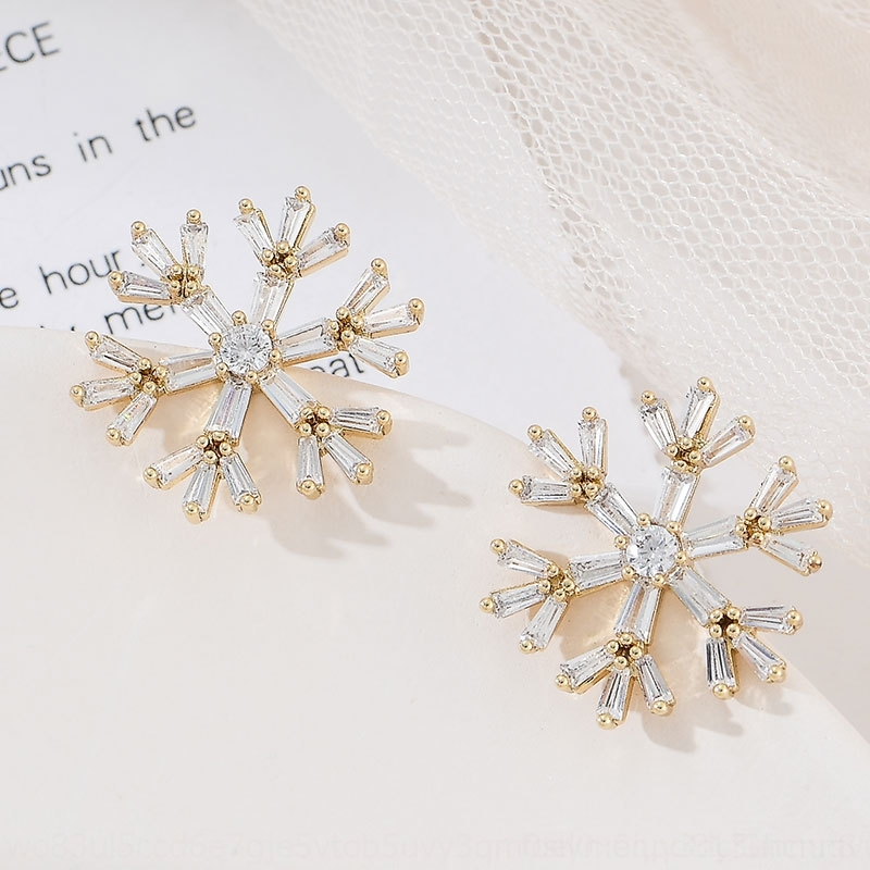 sKcf s925 silver needle with zircon laid japan and south korea fashion snowflake christmas snowflake earrings and earrings gold versat stud, Golden;silver
sKcf s925 silver needle with zircon laid japan and south korea fashion snowflake christmas snowflake earrings and earrings gold versat stud, Golden;silver