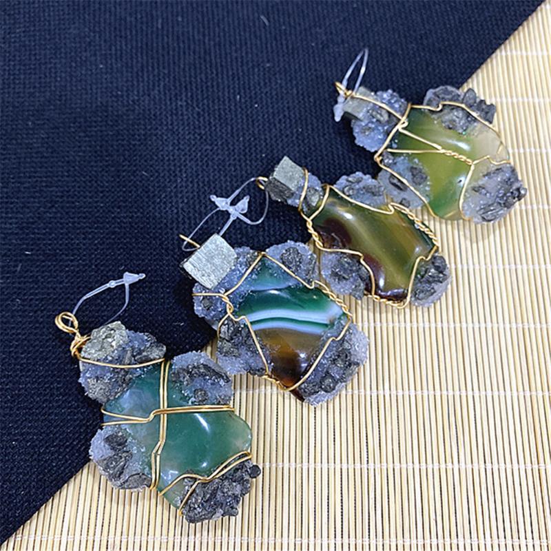 Charms Natural Stone Crystal Pendant Irregular Cross Resin Agate Necklace Bracelet Jewelry Accessories For DIY Making, Bronze;silver
Charms Natural Stone Crystal Pendant Irregular Cross Resin Agate Necklace Bracelet Jewelry Accessories For DIY Making, Bronze;silver