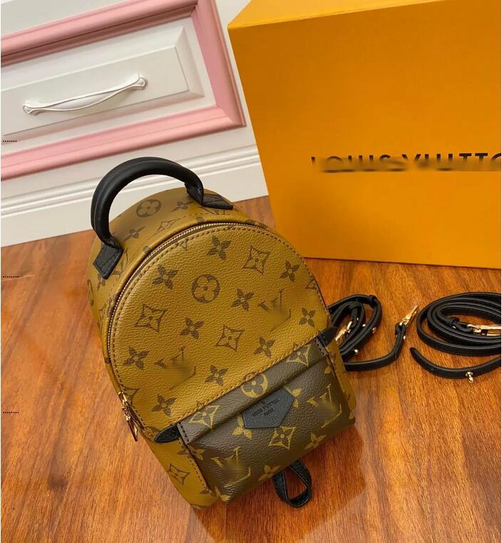 A6 Aa PALM SPRINGS Mini Backpack Women Designer Shoulder Bags Luxury Travel School Bag W GGLVLouis
Vitton YSL
VUTTON M44874, M3 black flower
A6 Aa PALM SPRINGS Mini Backpack Women Designer Shoulder Bags Luxury Travel School Bag W GGLVLouis
Vitton YSL
VUTTON M44874, M3 black flower