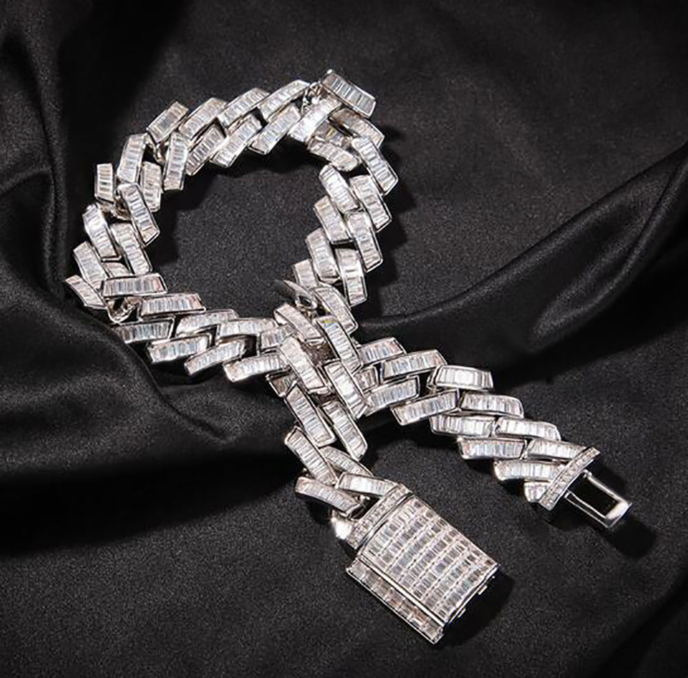 18MM Baguette Sim Diamond Men's Cuban Link Chain &Bracelet 14k White Gold Icy Cubic Zirconia Hiphop Jewelry 16inch-22inch
18MM Baguette Sim Diamond Men's Cuban Link Chain &Bracelet 14k White Gold Icy Cubic Zirconia Hiphop Jewelry 16inch-22inch