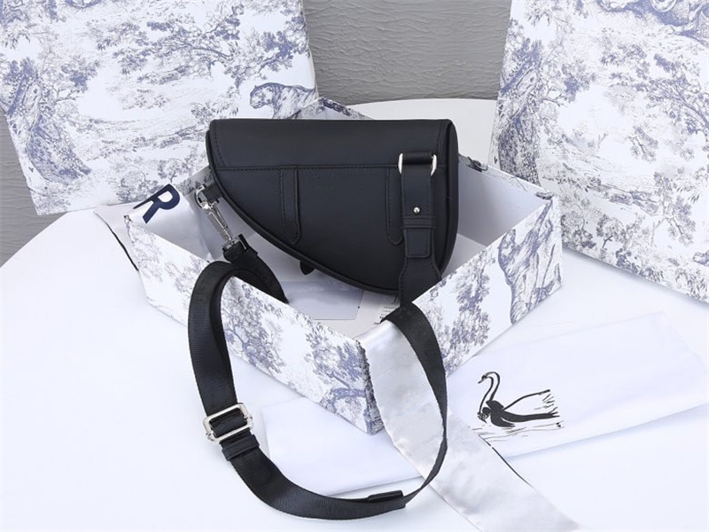 Original High Quality Luxurys Designers Bags Purse Woman Fashion Monogrames Multi Pochette Chain Crossbody Shoulder Bag 21-16-3cm, Shoebox is not sold separately
Original High Quality Luxurys Designers Bags Purse Woman Fashion Monogrames Multi Pochette Chain Crossbody Shoulder Bag 21-16-3cm, Shoebox is not sold separately
