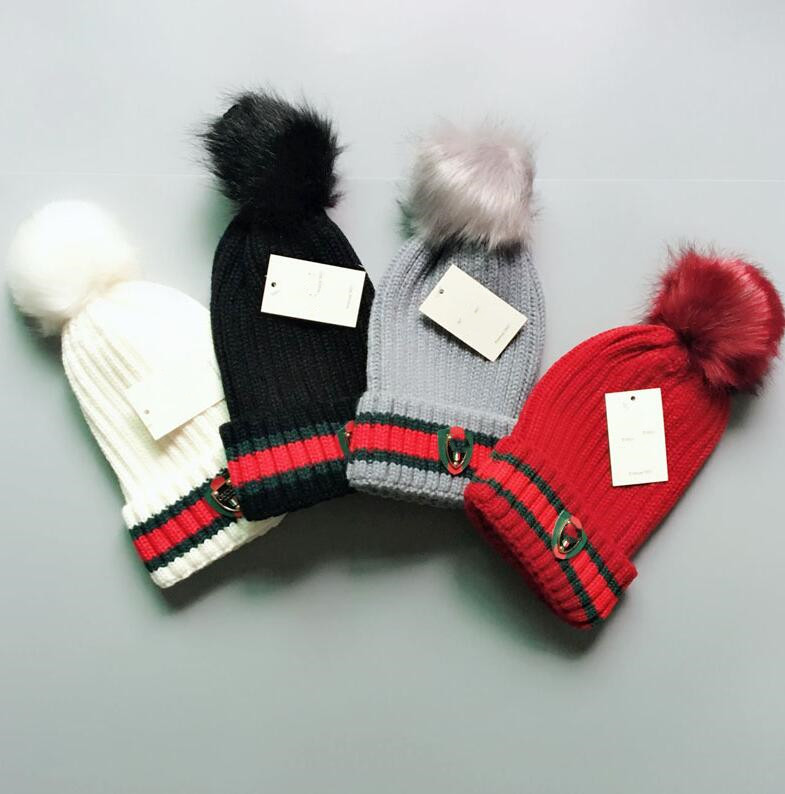 Luxury beanies Hight quality men and Wool knitted hat classical sports skull caps women High-end casual gorros Bonnet 39, Blue;gray
Luxury beanies Hight quality men and Wool knitted hat classical sports skull caps women High-end casual gorros Bonnet 39, Blue;gray