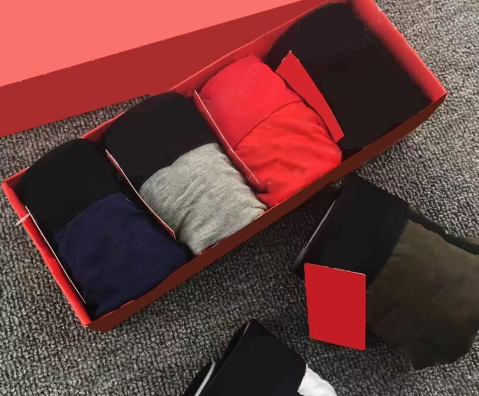 mens shorts Designers sexy Underpants Classic Boxers Casual Short Cotton Underwear Breathable Underwears 4pcs With Box, A set of four
mens shorts Designers sexy Underpants Classic Boxers Casual Short Cotton Underwear Breathable Underwears 4pcs With Box, A set of four
