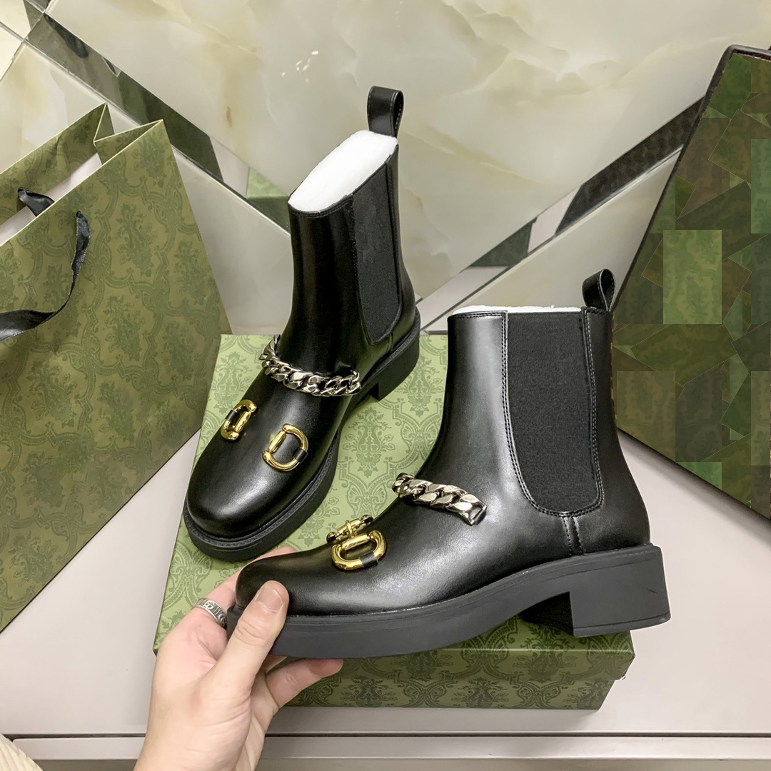 italy Luxury winter Leather boots Metal button round head Cecil fashion women boot Luxurys designer Classic design with chain lady shoe, Black
italy Luxury winter Leather boots Metal button round head Cecil fashion women boot Luxurys designer Classic design with chain lady shoe, Black