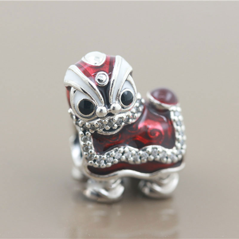 925 Sterling Silver Chinese Lion New Year Bead with Clear Crystal Fits European Pandora Style Charm Bracelets
925 Sterling Silver Chinese Lion New Year Bead with Clear Crystal Fits European Pandora Style Charm Bracelets