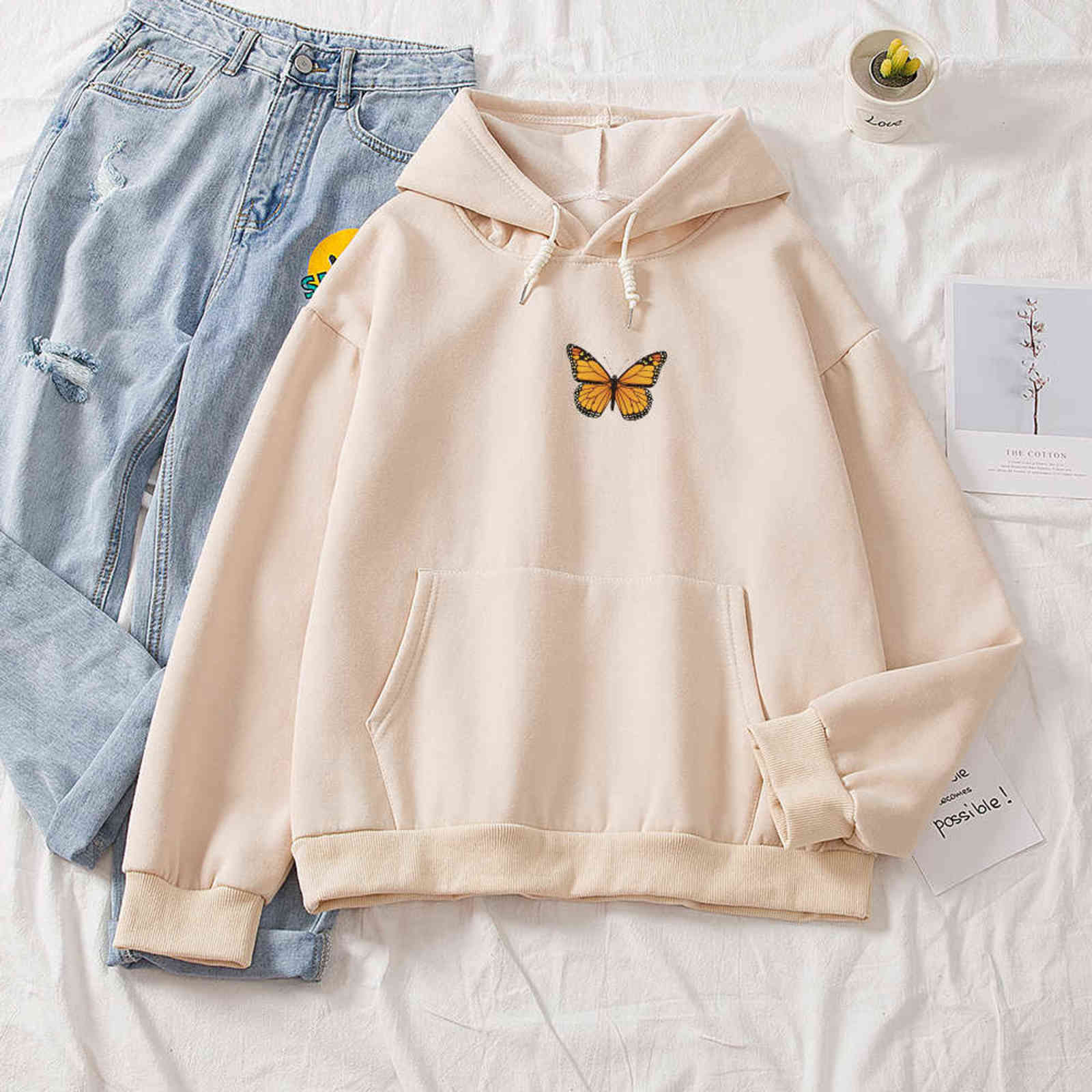 Vintage Sweatshirt Women Fashion Casual Long Sleeve Spring Winter Pullovers Hooded Butterfly Graphic Sweatshirts Hoodies Ladies 211109