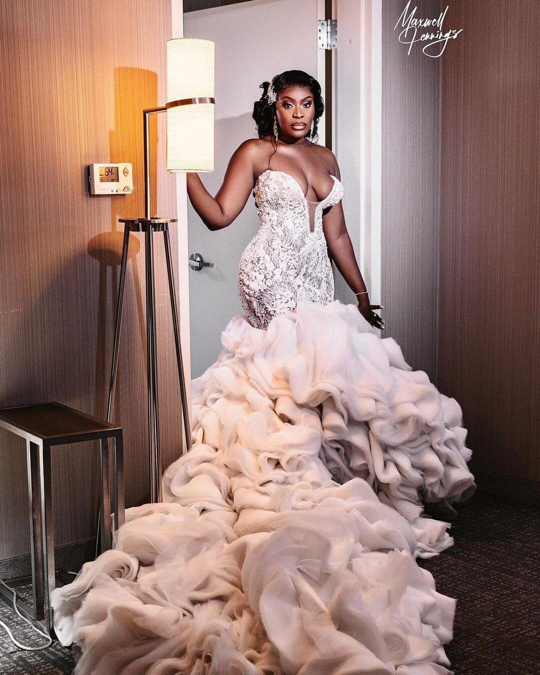 Gorgeous 2022 Mermaid Wedding Dresses Bride Gowns With Long Train Tiered Ruffles African Nigerian Sweetheart Beaded Applique vestido de novia