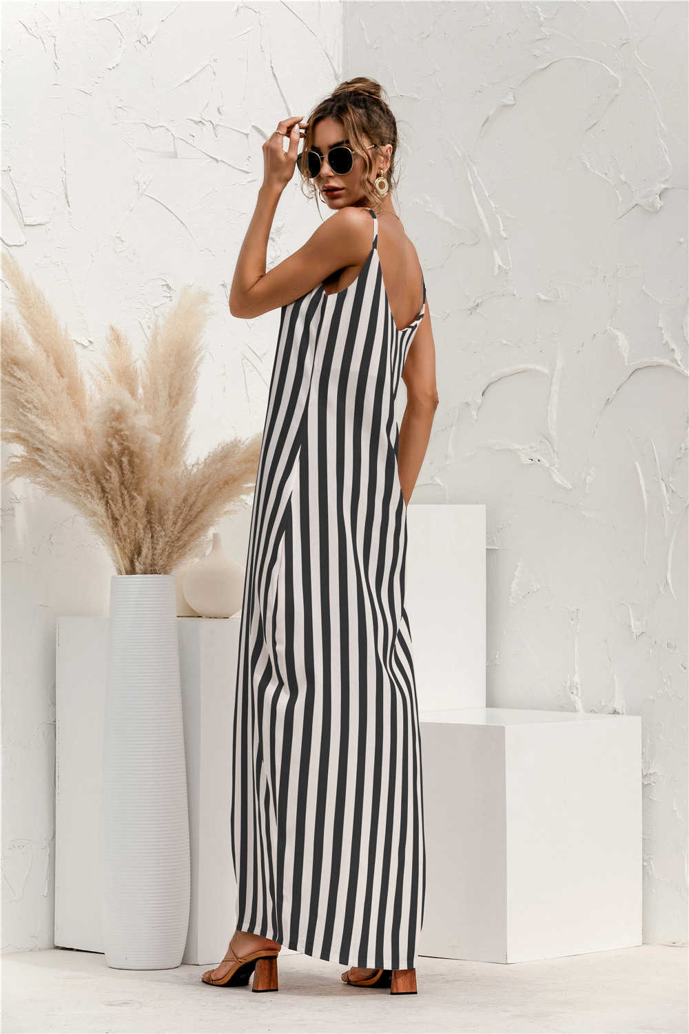Striped Backless Bohemian Maxi Dress Women Summer Sexy Spaghetti Strap Pocket Casual Loose Holiday Beach Robe Femme Vestidos 210526