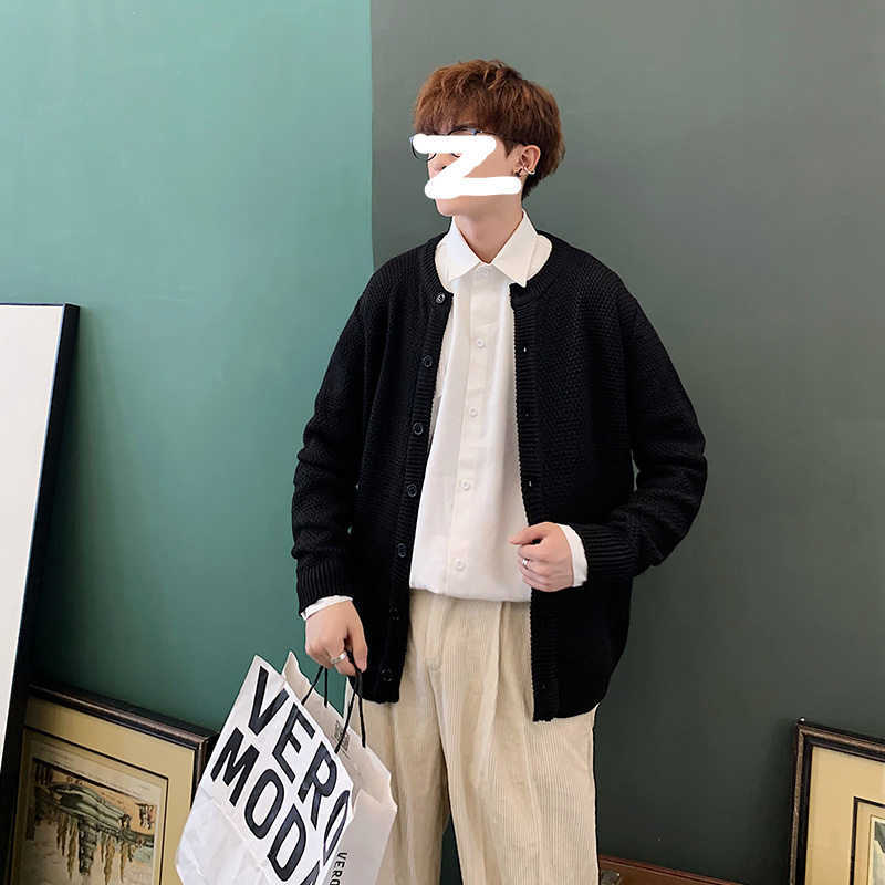 Mens Knit Winter Coats for Korean Fashion Trends Cardigan Oversized Button Sweater Crewneck Harajuku Streetwear Vintage Clothing 210929