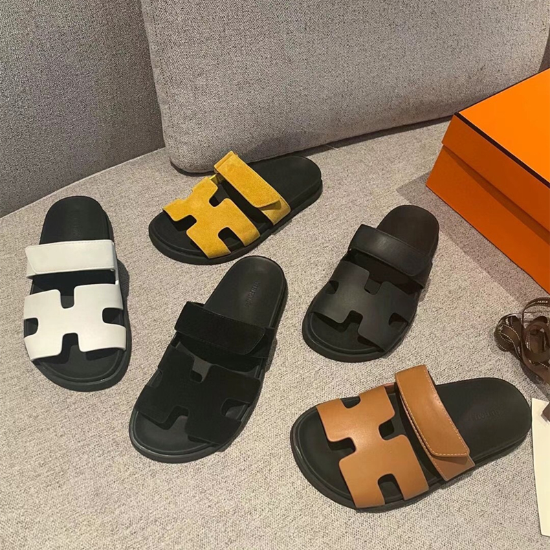 Luxury brand sandals senior designer Patent Leather classic h summer women's shoes fashion beach slippersBlack white brown 35-40, Black cowhide 
Luxury brand sandals senior designer Patent Leather classic h summer women's shoes fashion beach slippersBlack white brown 35-40, Black cowhide
