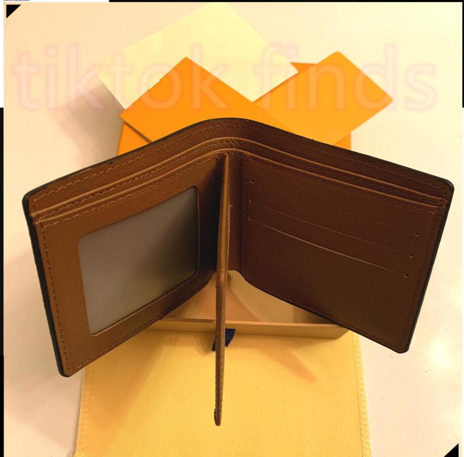 M60895 Luxury Designer Men's Short Compact Multiple Wallet Mono Gram Canvers Receipt Brand Name Bifold wallets Good Quality, Yellow flower
M60895 Luxury Designer Men's Short Compact Multiple Wallet Mono Gram Canvers Receipt Brand Name Bifold wallets Good Quality, Yellow flower