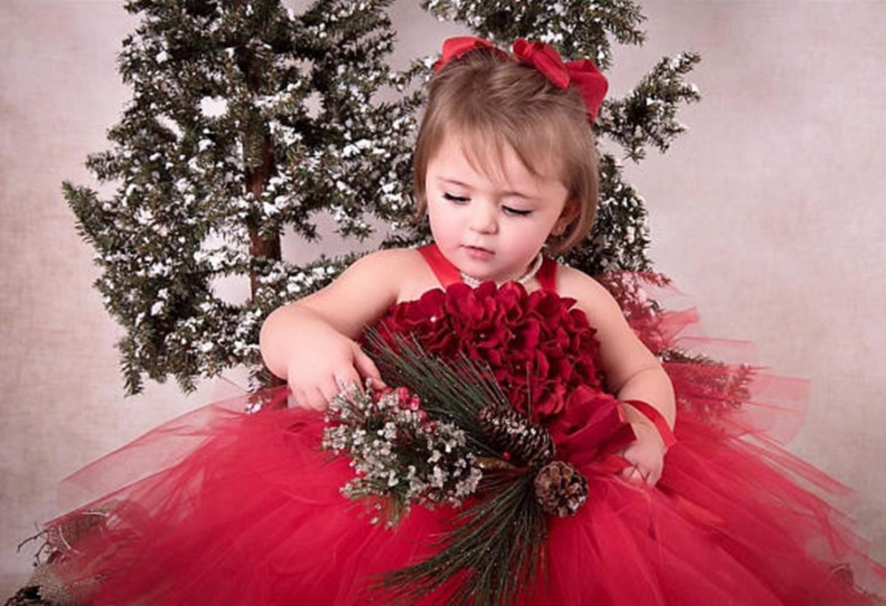 Girls Green Petals Tutu Dress Kids Flower Straps Ball Gown with Ribbon Bow Pageant Gowns Children Christmas Wedding Party Costume Dresses