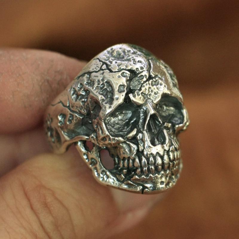 Cluster Rings Wounded Skull Ring 925 Sterling Silver Mens Biker Rock Punk TA134 US Size 7~13, Golden;silver
Cluster Rings Wounded Skull Ring 925 Sterling Silver Mens Biker Rock Punk TA134 US Size 7~13, Golden;silver