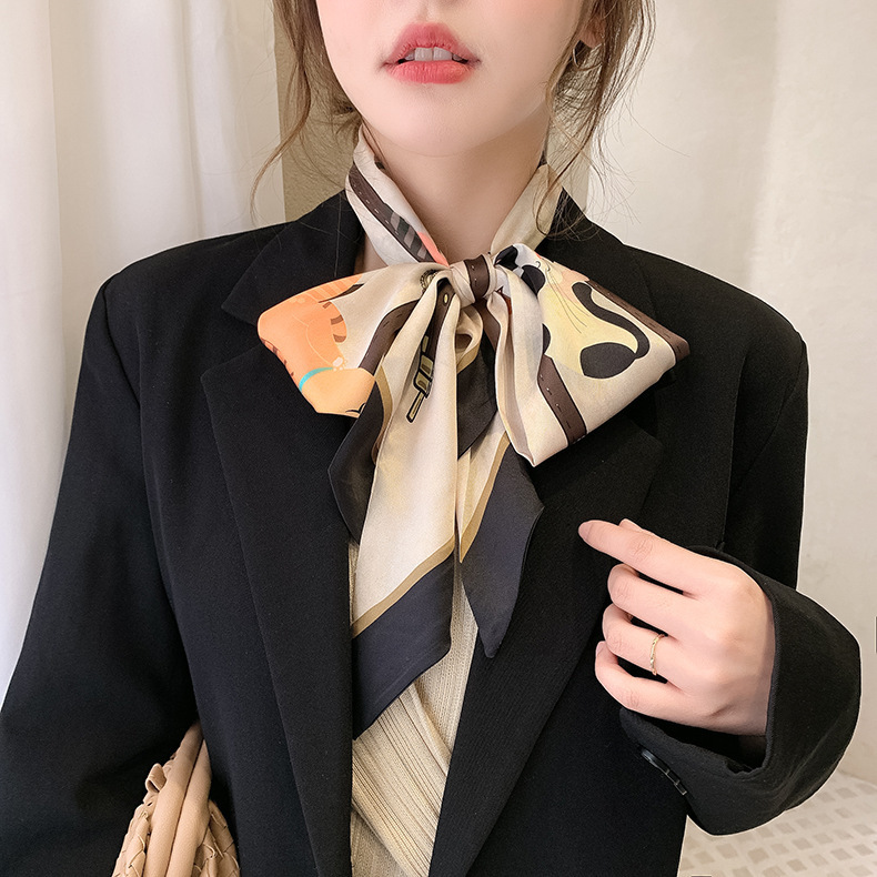 2021 Design Brand Women Scarf Small Narrow Skinny Silk Scarfs Bags Ribbon Tie Band Foualrd Neckerchief Hair Neck Scarves Female
2021 Design Brand Women Scarf Small Narrow Skinny Silk Scarfs Bags Ribbon Tie Band Foualrd Neckerchief Hair Neck Scarves Female