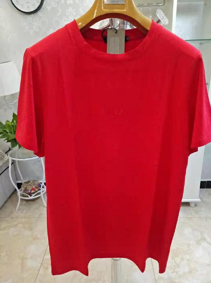 Spring Summer Women's Designer T Shirt Italic Letters Printing Cotton Loose T-shirt Short-sleeved Couple Crew Neck Tops Clothing, Red with gold letters
Spring Summer Women's Designer T Shirt Italic Letters Printing Cotton Loose T-shirt Short-sleeved Couple Crew Neck Tops Clothing, Red with gold letters