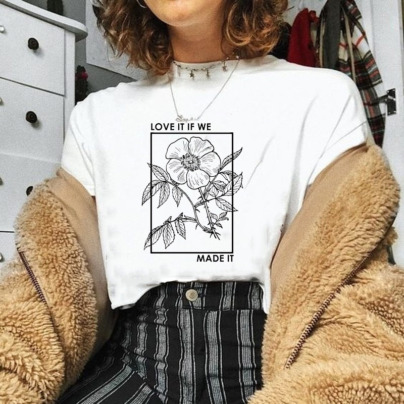 Morning Glory Love It If We Made It Graphic Tee Flower Lover T-Shirt Korean Fashion Kawaii Cute Casual Aesthetics Women Tee Tops 210518, White
Morning Glory Love It If We Made It Graphic Tee Flower Lover T-Shirt Korean Fashion Kawaii Cute Casual Aesthetics Women Tee Tops 210518, White