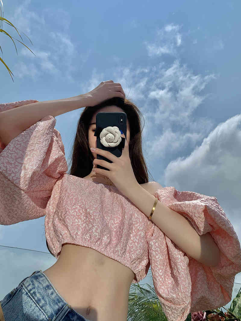 Summer Fashion Sweet Crop Tops Pink Slash Neck Lantern Sleeve Blouse Women Sexy Off Shoulder Clothing Blusas Short Shirts Chic 210429