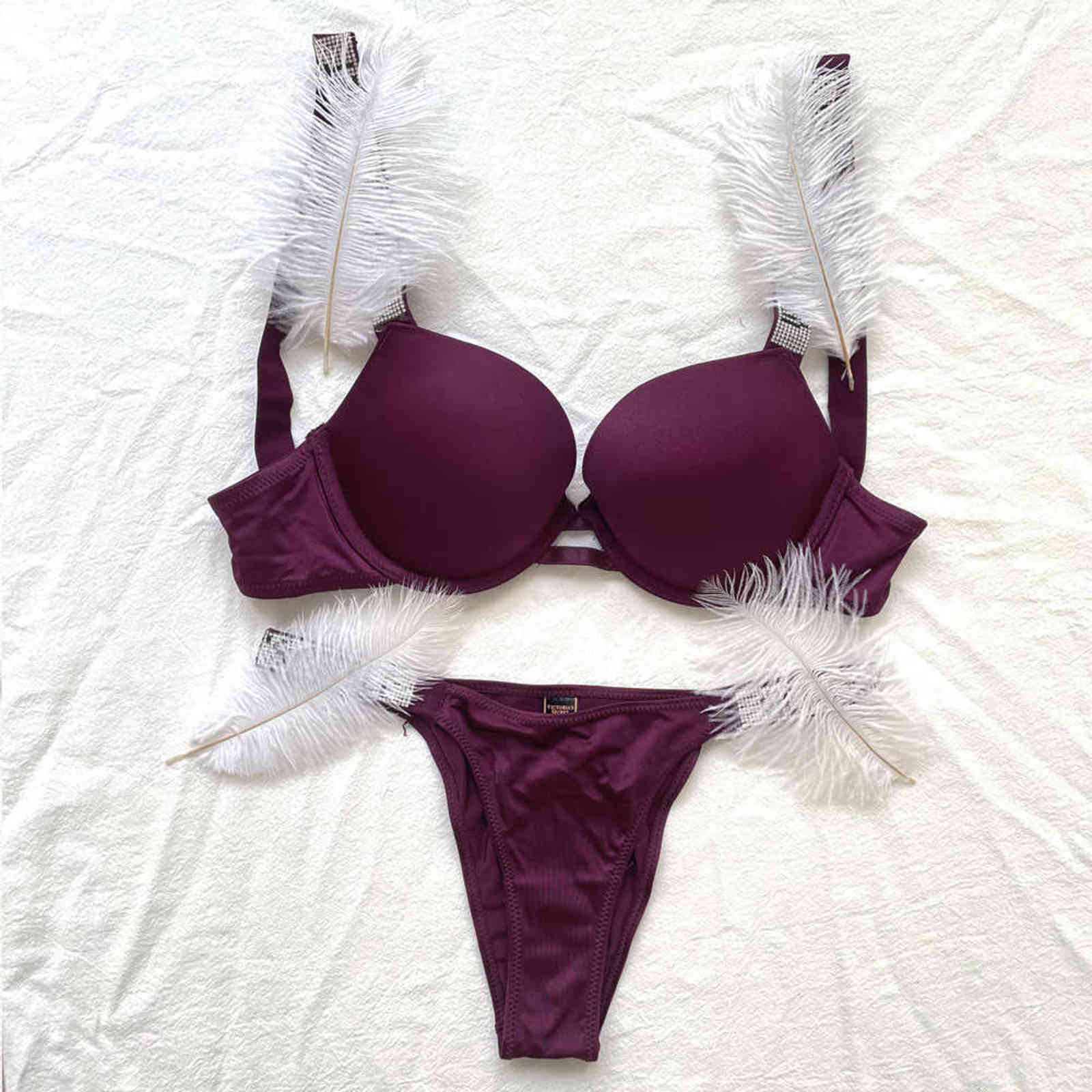 Sexy Plus Size Strap Comfortab Breathable Bras Rhinestone Luxury Brand Design Underwear Women Diamond Bralette Push Up Lingerie H1104, Vs hollow 9
Sexy Plus Size Strap Comfortab Breathable Bras Rhinestone Luxury Brand Design Underwear Women Diamond Bralette Push Up Lingerie H1104, Vs hollow 9