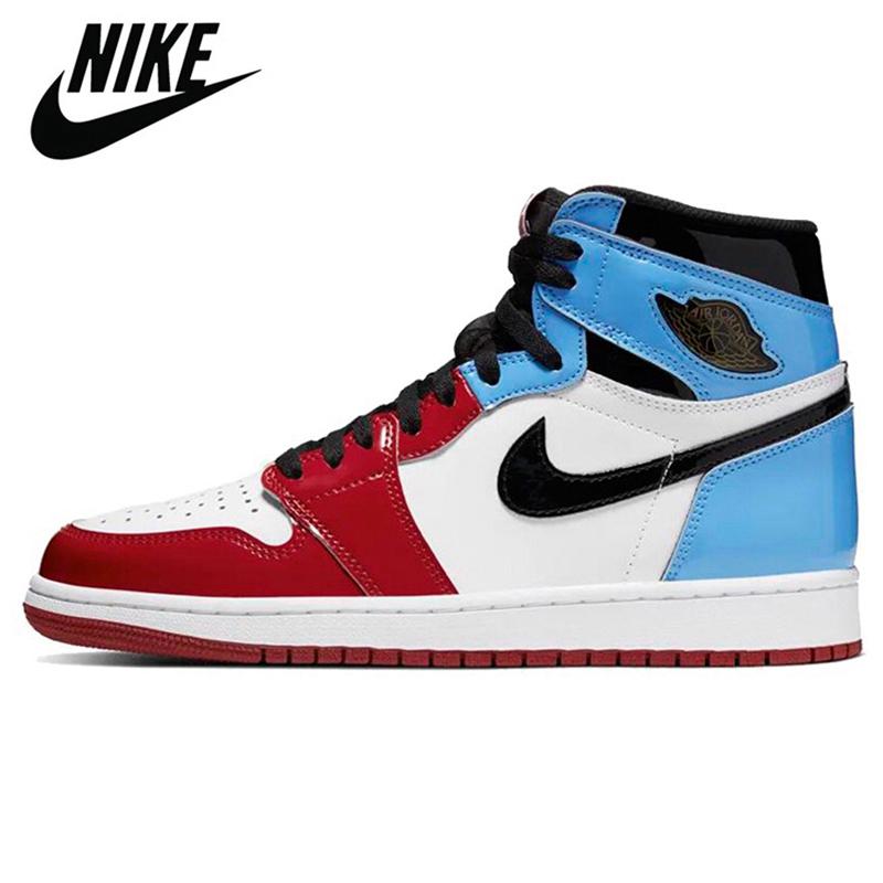 Nike AIR Jordan 1 Retro 1S High Og Basketball Shoes University Blue Silver Royal Toe Black Metallic Gold Mid Smoke Grey Unc Patent Men Women
Nike AIR Jordan 1 Retro 1S High Og Basketball Shoes University Blue Silver Royal Toe Black Metallic Gold Mid Smoke Grey Unc Patent Men Women