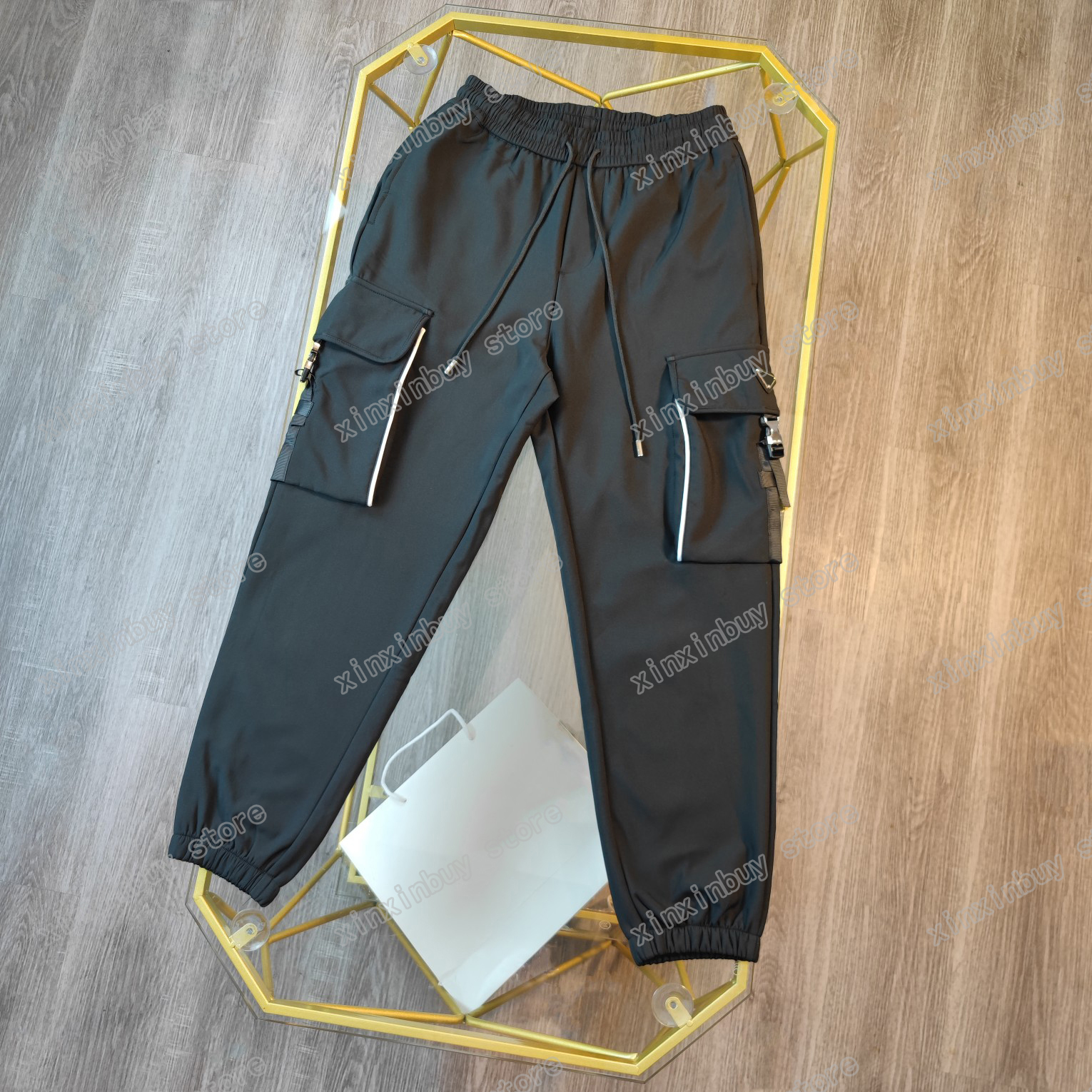 21ss France Mens designer pants fashion Italy pant triangle side big pockets men women casual cotton black M-2XL
21ss France Mens designer pants fashion Italy pant triangle side big pockets men women casual cotton black M-2XL