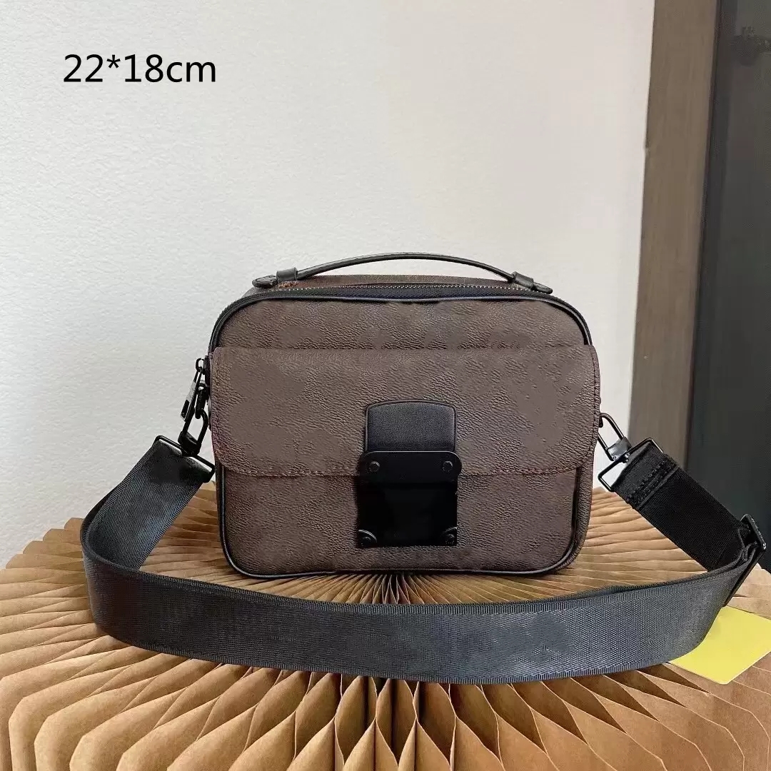 Fashion Designer Crossbody Men's Shoulder Bags Luxury Purses Handbags Small Messenger Bag Flaps Printed Letters High Quality 3 Colors, Black 1(brand logo)
Fashion Designer Crossbody Men's Shoulder Bags Luxury Purses Handbags Small Messenger Bag Flaps Printed Letters High Quality 3 Colors, Black 1(brand logo)