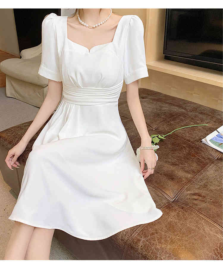 French Retro Temperament White Square Collar Party Dress Summer Elegant Puff Sleeve Female High Waist Slim A-Line Dresses 210519