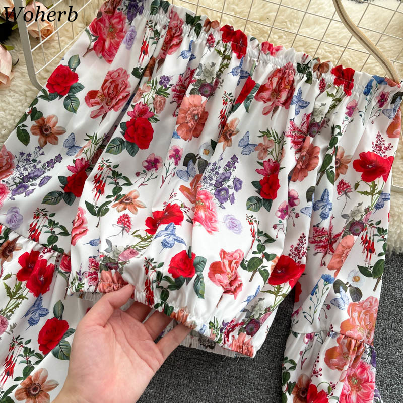 Sexy Off Shoulder Print Blouses Womens Slash Neck Elastic Pleated Shirts Summer Fashion Slim Fit Streetwear Short Tops 210519